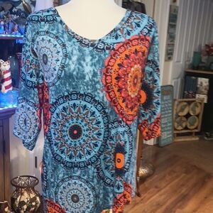 A New Colorful Mandala Print Women's Top Size M Without The Tag